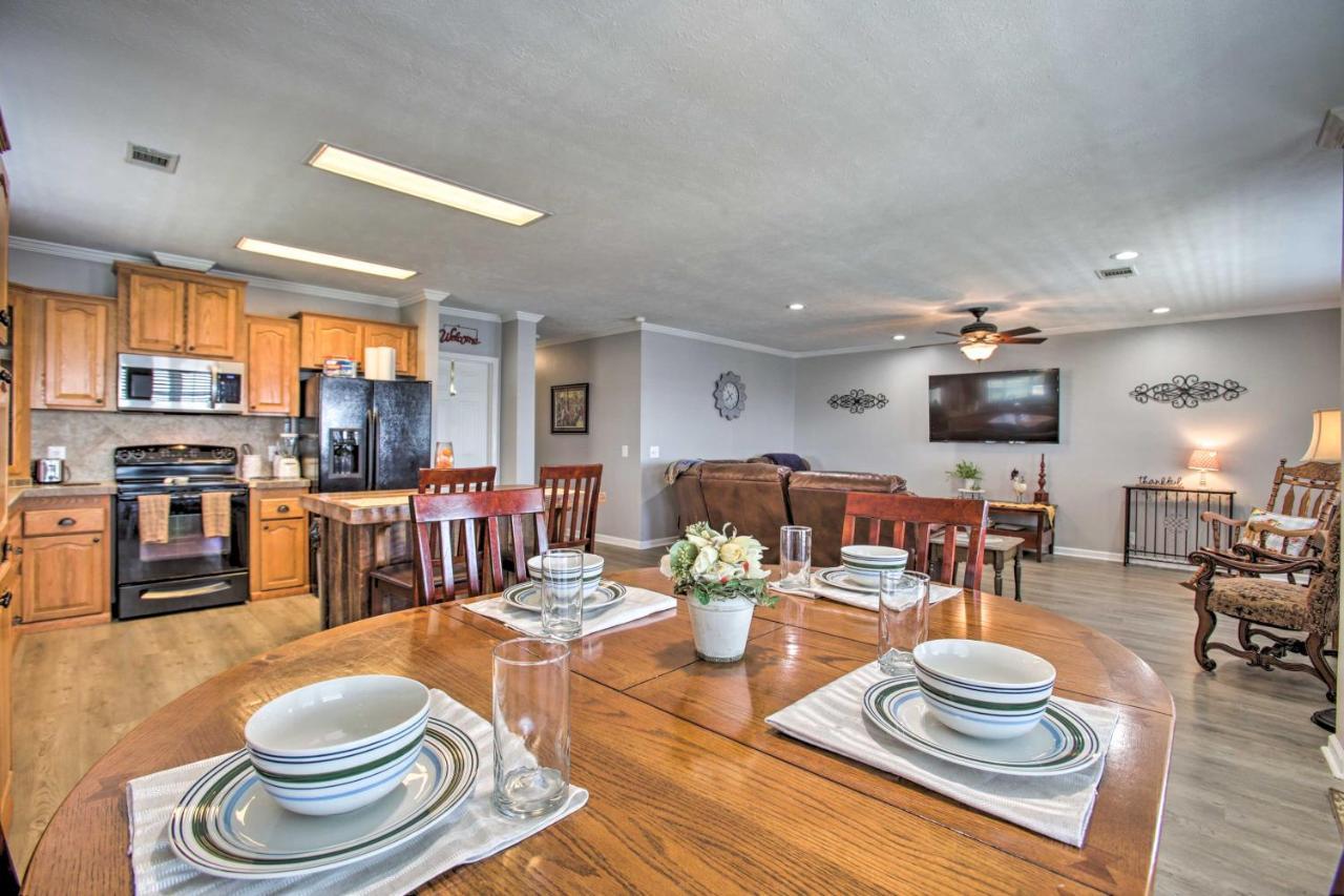 Waterfront New Orleans Home With Private Dock And Pier 외부 사진
