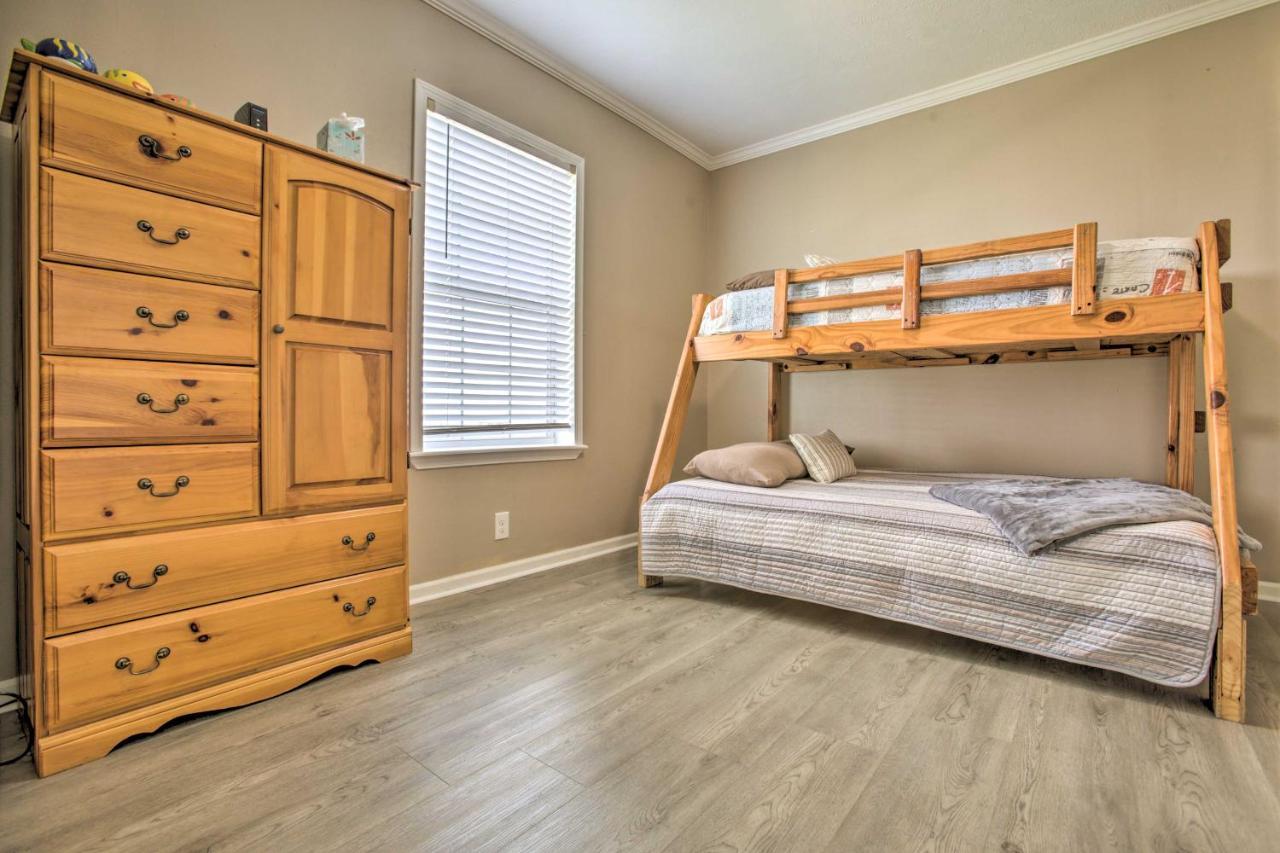 Waterfront New Orleans Home With Private Dock And Pier 외부 사진